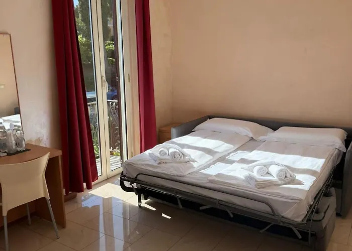 Hotel Villa Flora